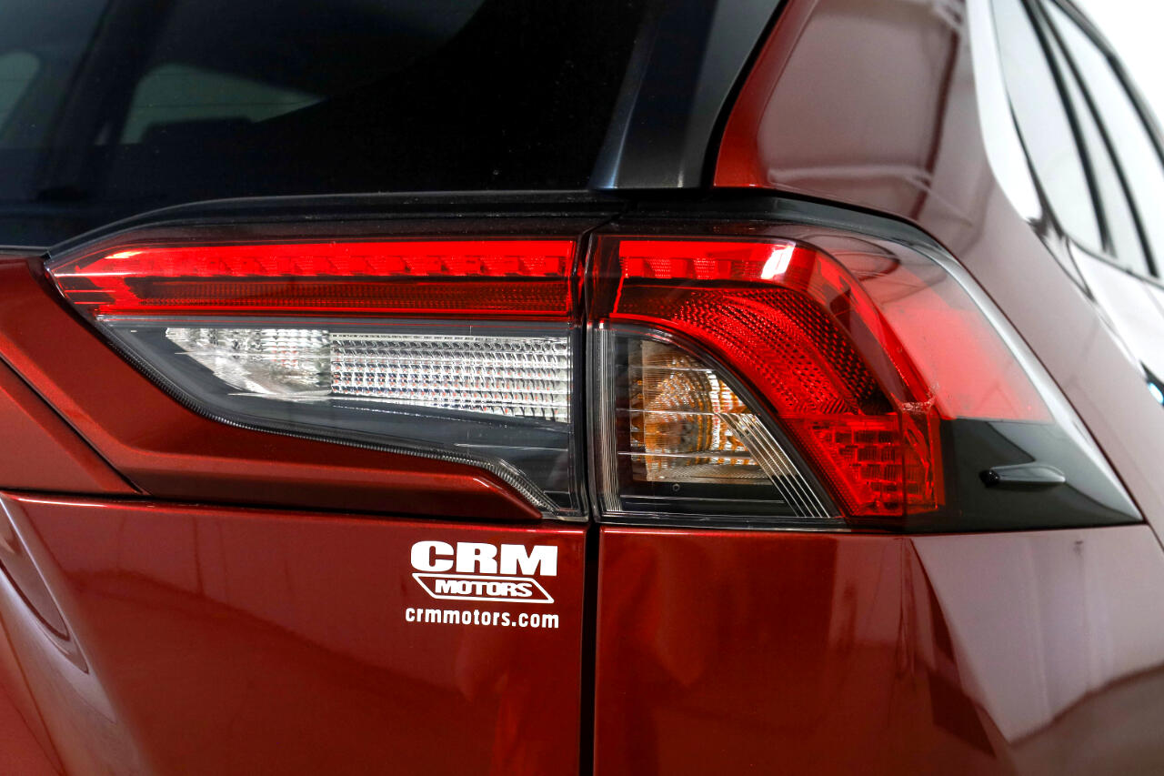 Toyota RAV4 LE AWD (Natl) 2022