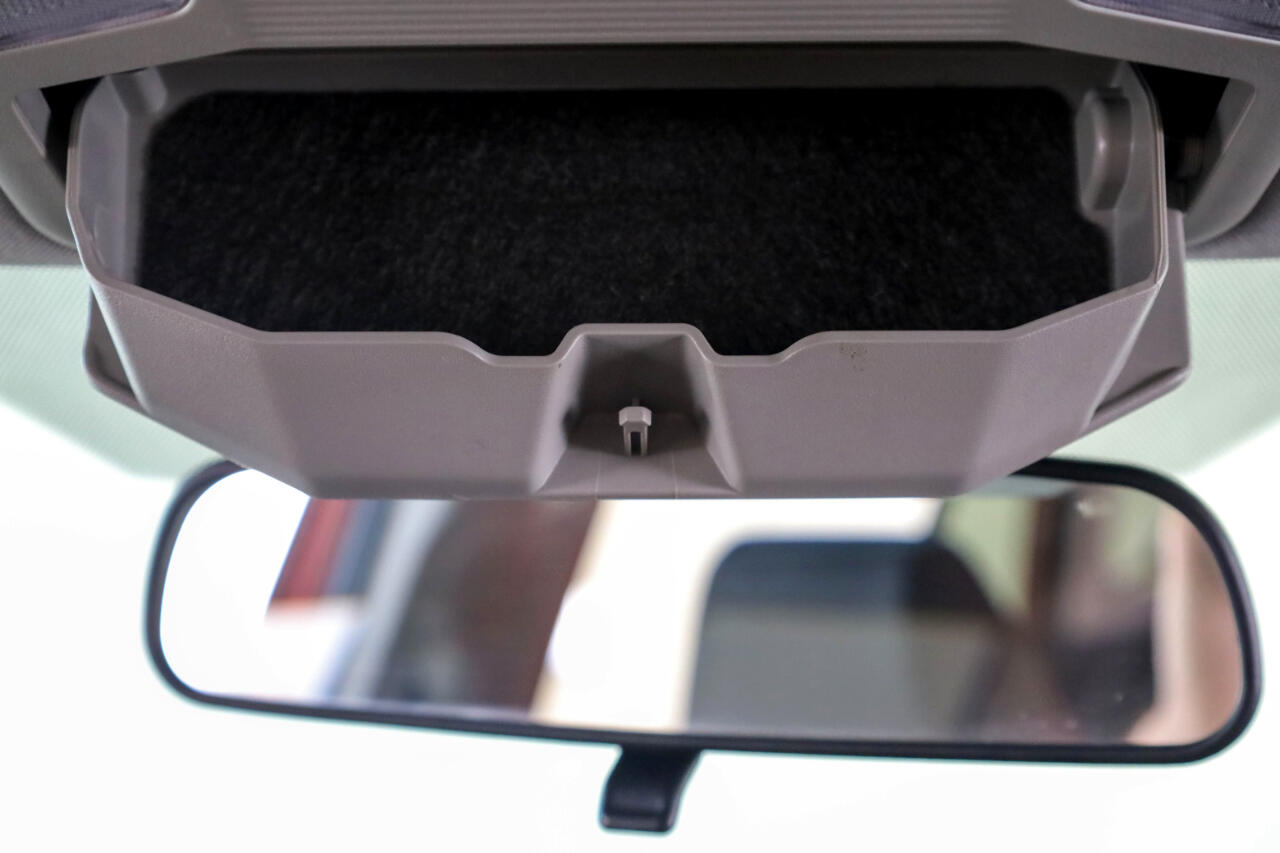 Toyota RAV4 LE AWD (Natl) 2022