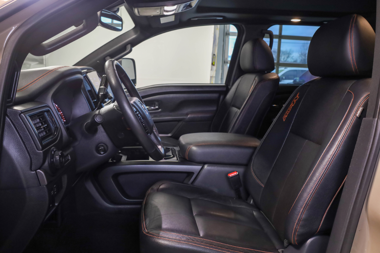 Nissan Titan 4x4 Crew Cab PRO-4X 2021