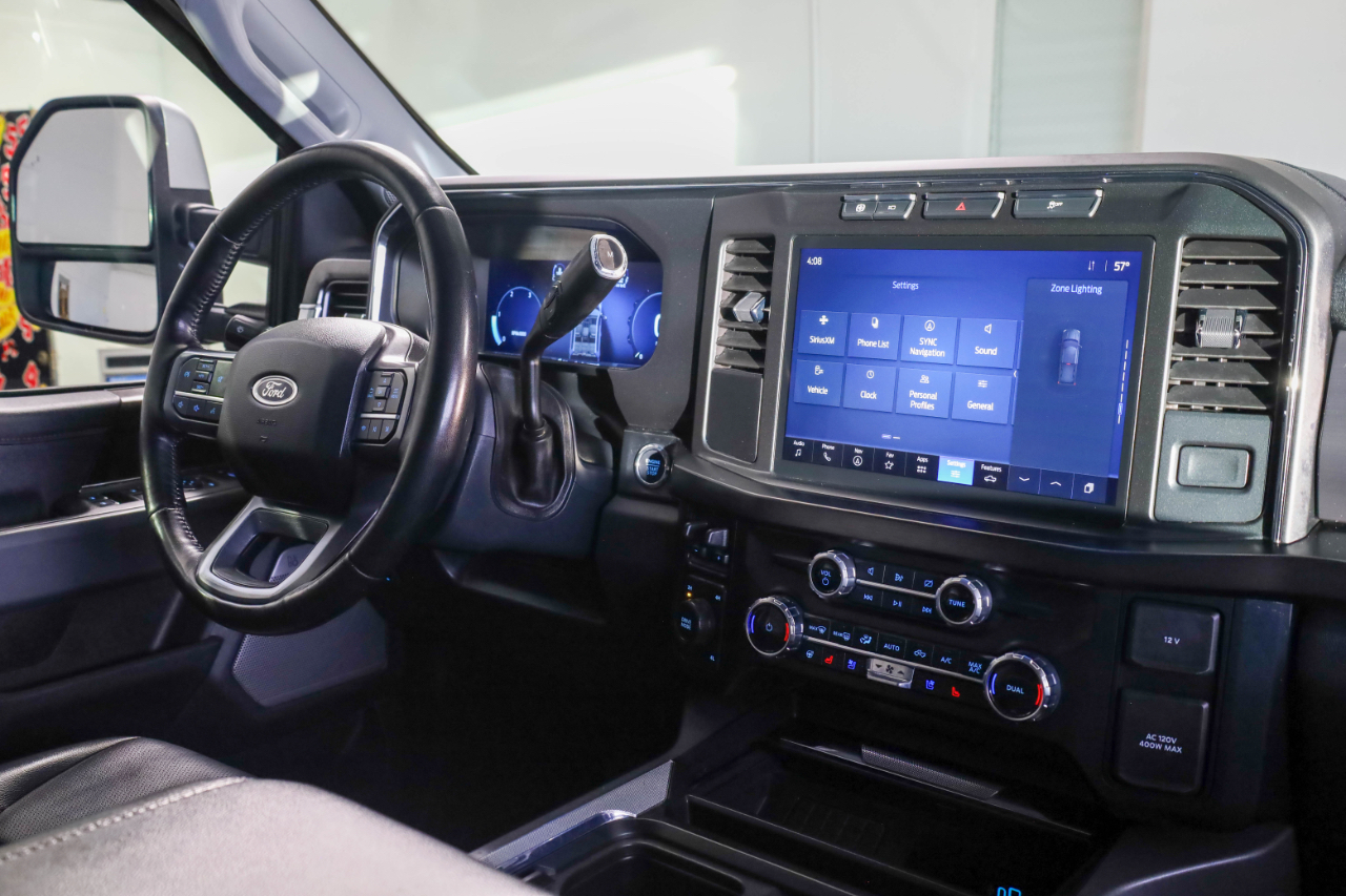 Ford Super Duty F-250 SRW Lariat 4WD Crew Cab 6.75' Box 2023