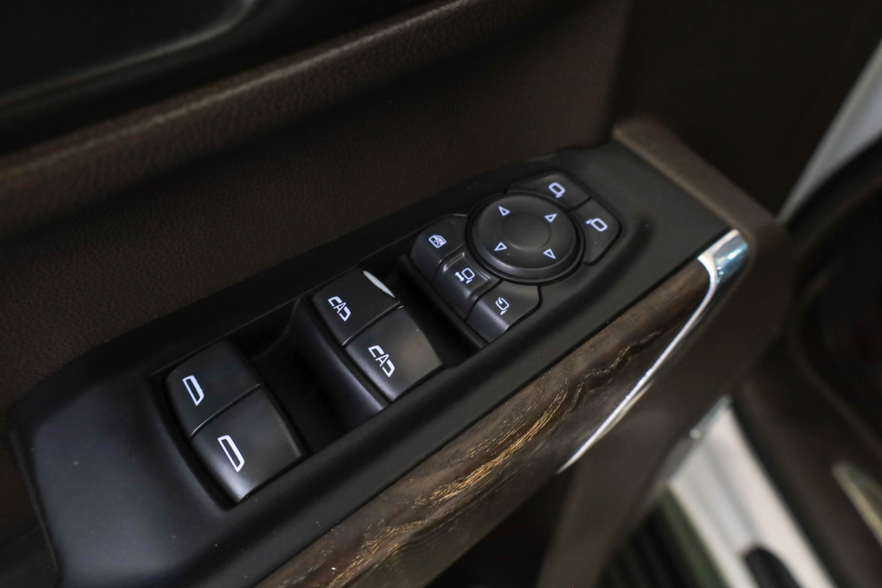 GMC Sierra 2500HD 4WD Crew Cab 159" Denali 2022