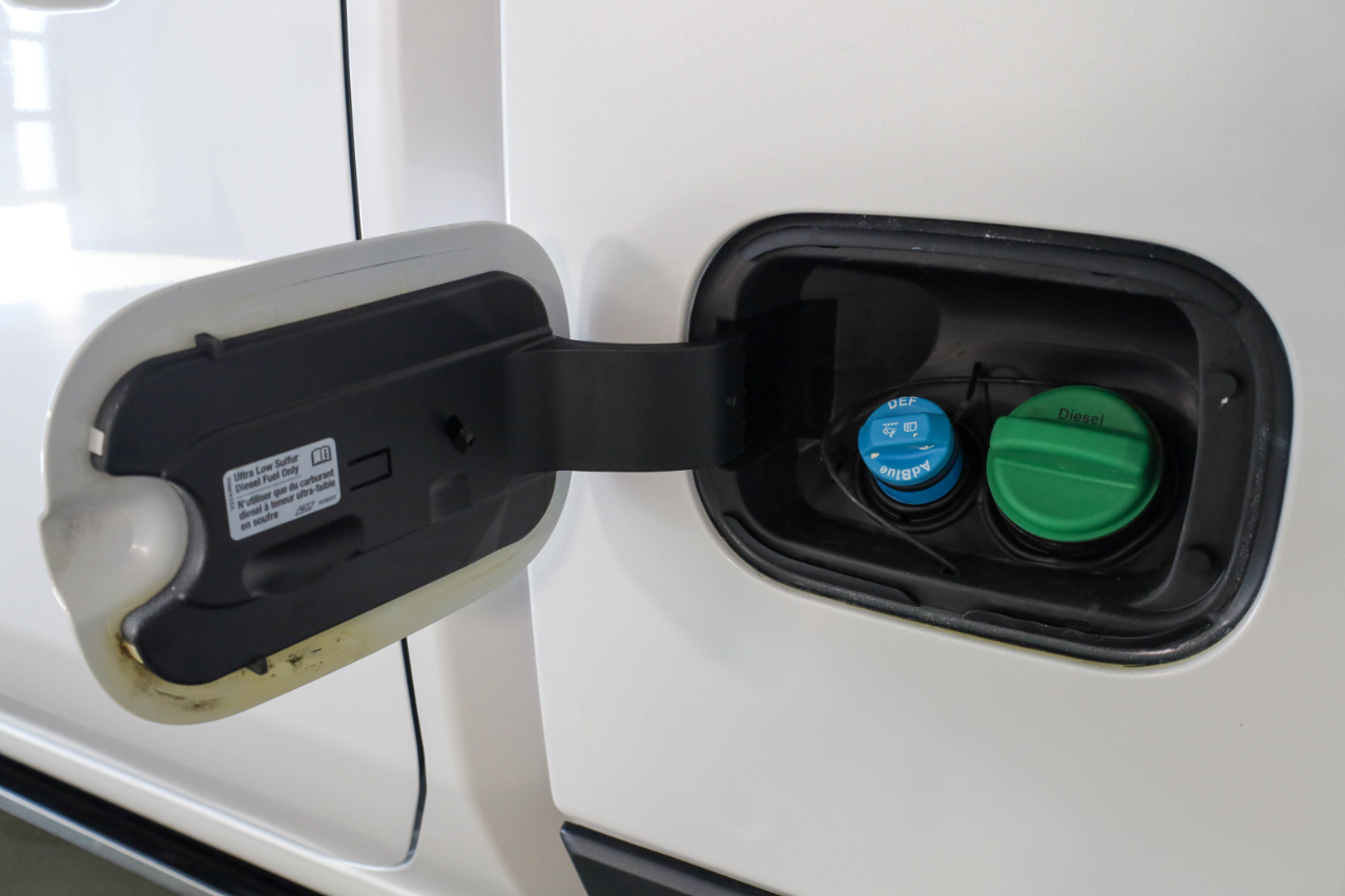 GMC Sierra 2500HD 4WD Crew Cab 159" Denali 2022