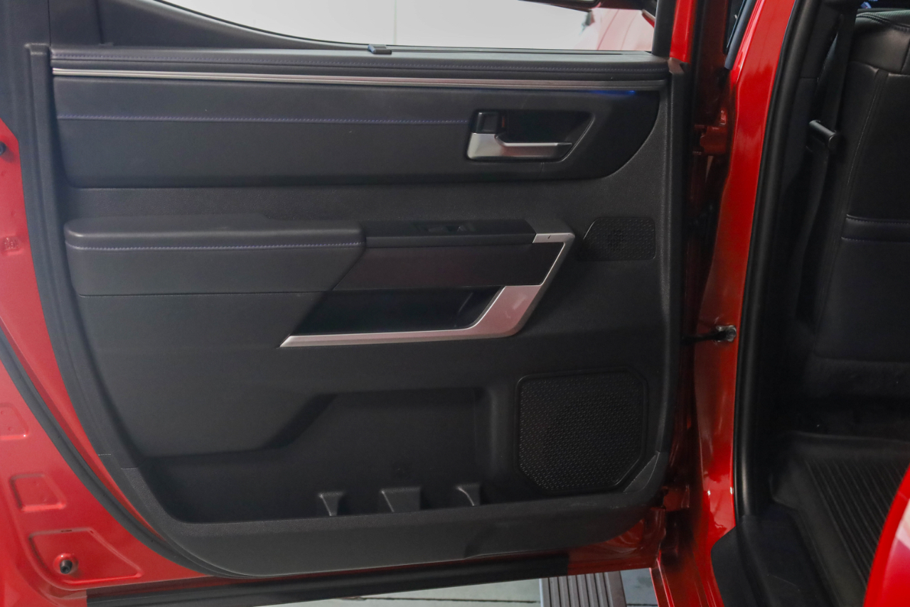 Toyota Tundra 2WD Platinum CrewMax 5.5' Bed (Natl) 2022