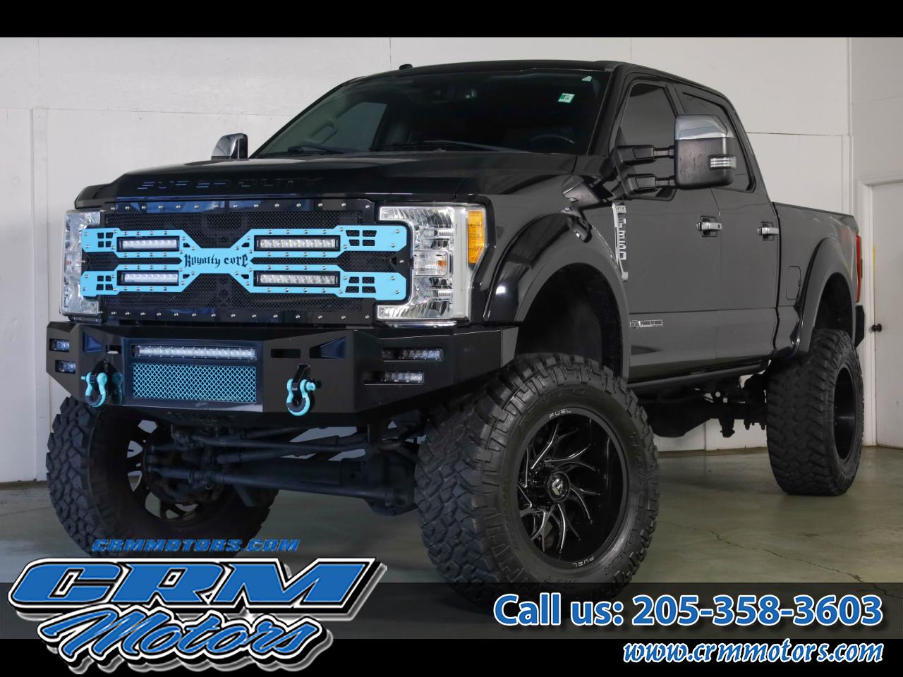 2017 Ford Super Duty F-350 SRW Platinum 4WD Crew Cab 8' Box