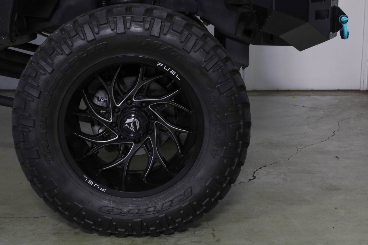 Ford Super Duty F-350 SRW Lariat 4WD Crew Cab 8' Box 2017