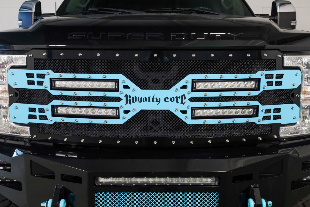 Ford Super Duty F-350 SRW Lariat 4WD Crew Cab 8' Box 2017