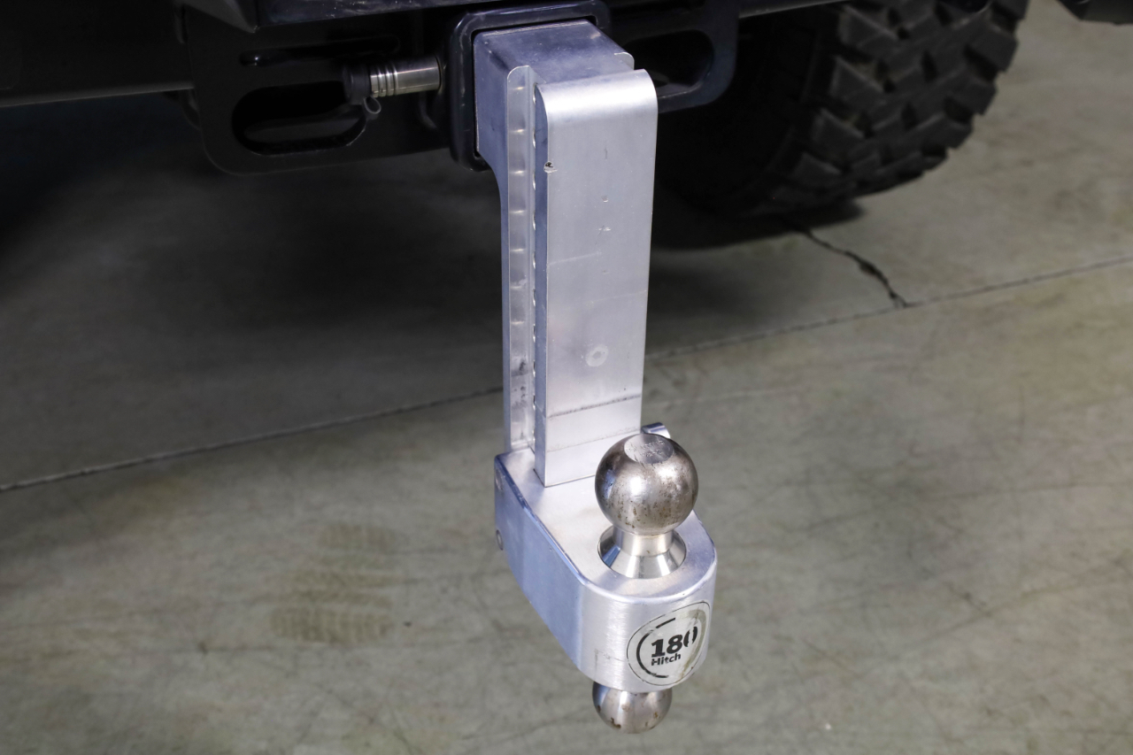 Ford Super Duty F-350 SRW Lariat 4WD Crew Cab 8' Box 2017