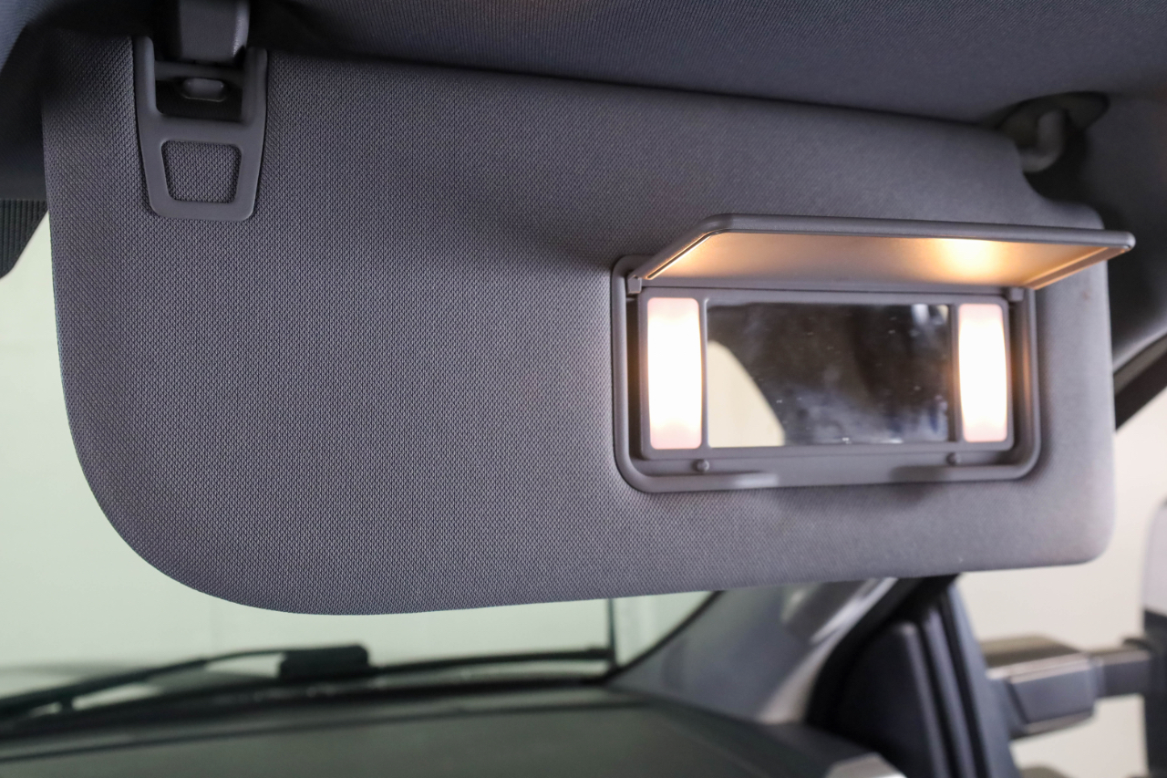 Ford Super Duty F-350 SRW Lariat 4WD Crew Cab 8' Box 2017