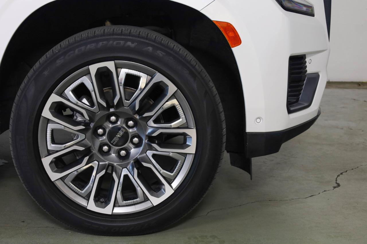 GMC Yukon XL 4WD 4dr Denali Ultimate 2023