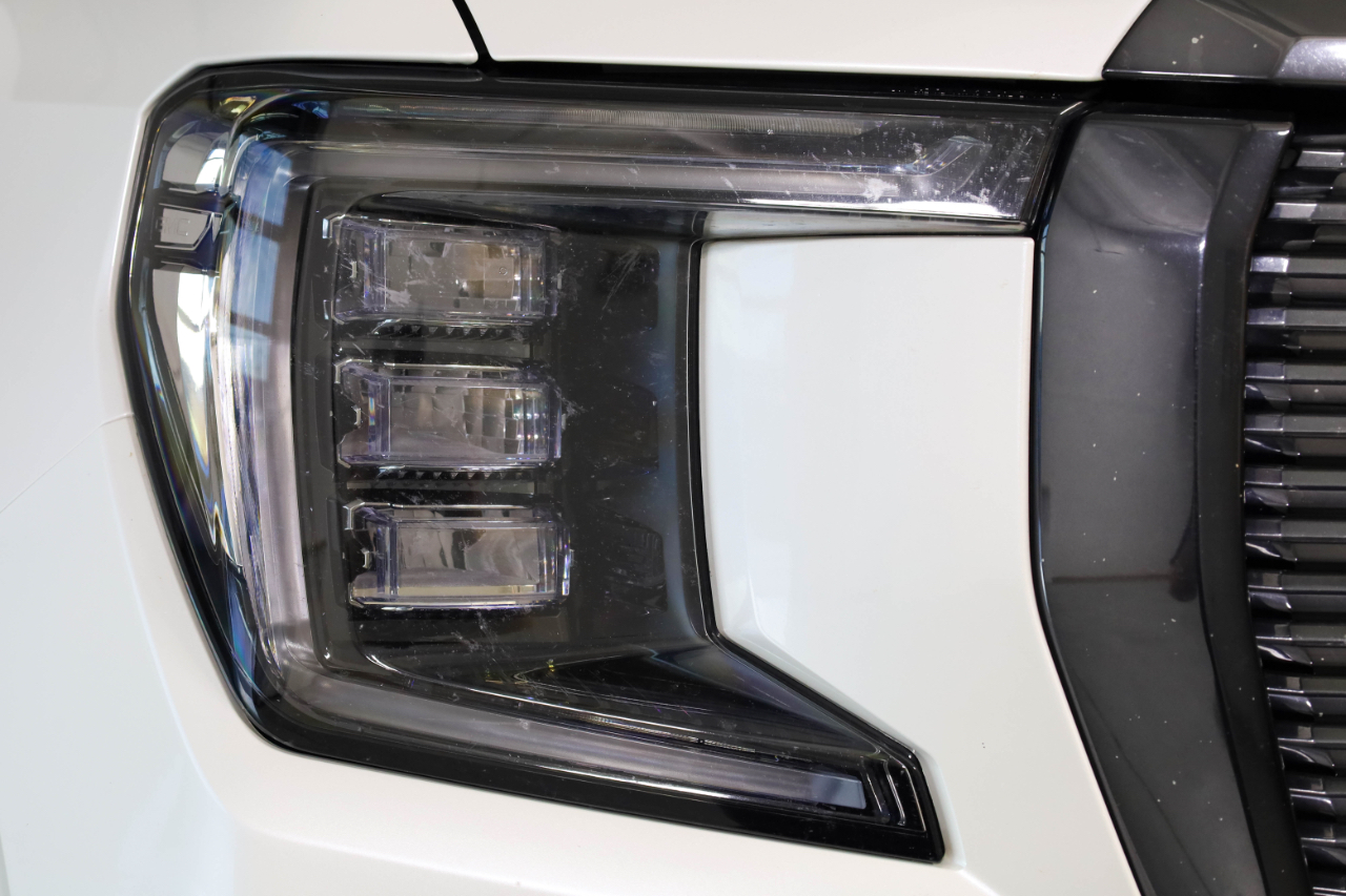 GMC Yukon XL 4WD 4dr Denali Ultimate 2023