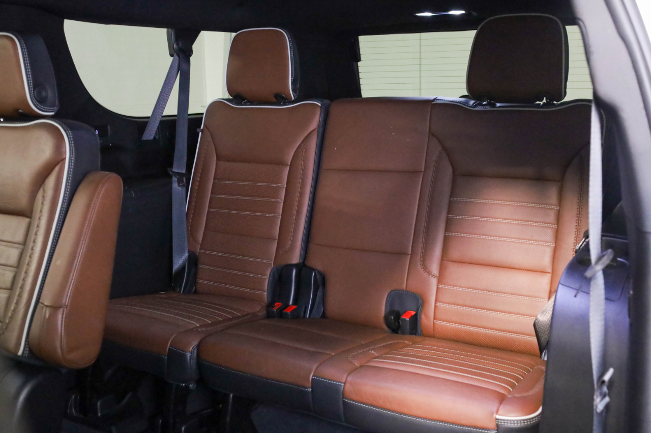 GMC Yukon XL 4WD 4dr Denali Ultimate 2023