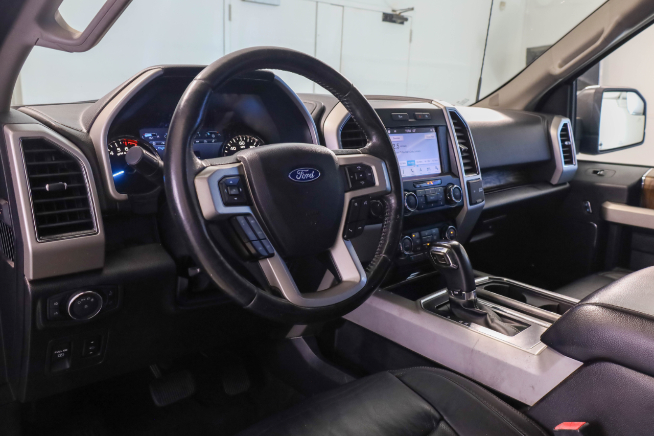 Ford F-150 SuperCrew 150" Lariat 4WD 2019