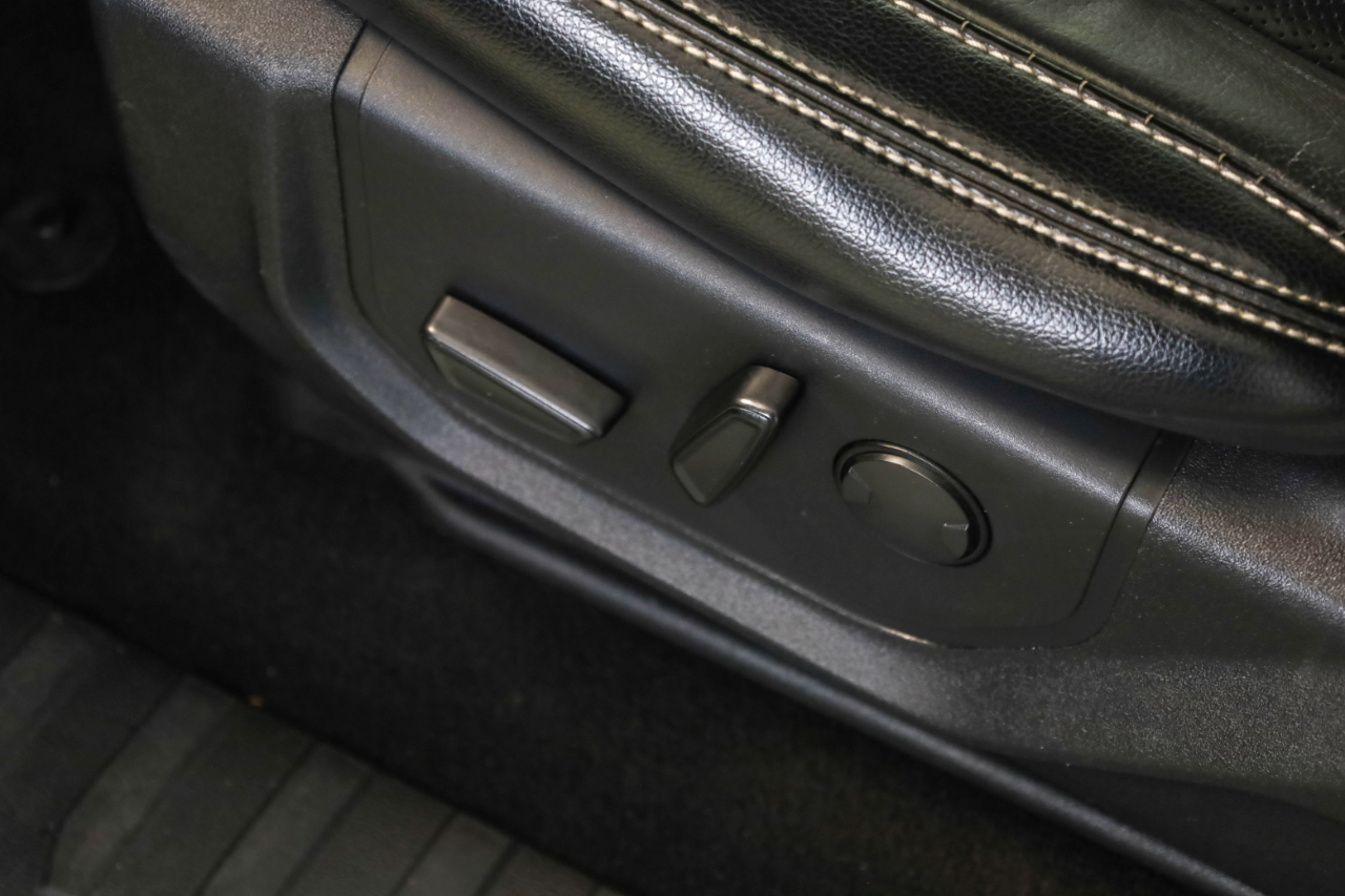 Ford F-150 SuperCrew 150" Lariat 4WD 2019