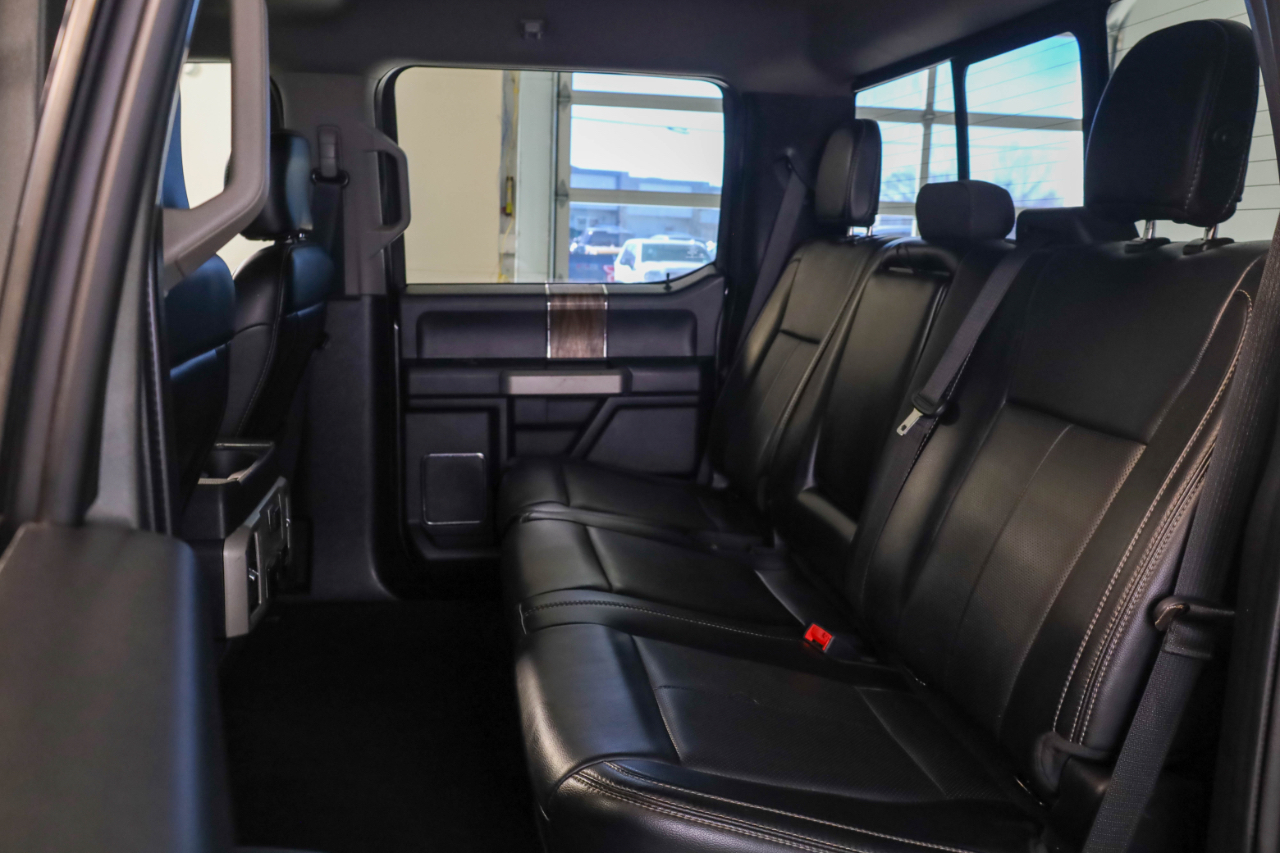 Ford F-150 SuperCrew 150" Lariat 4WD 2019