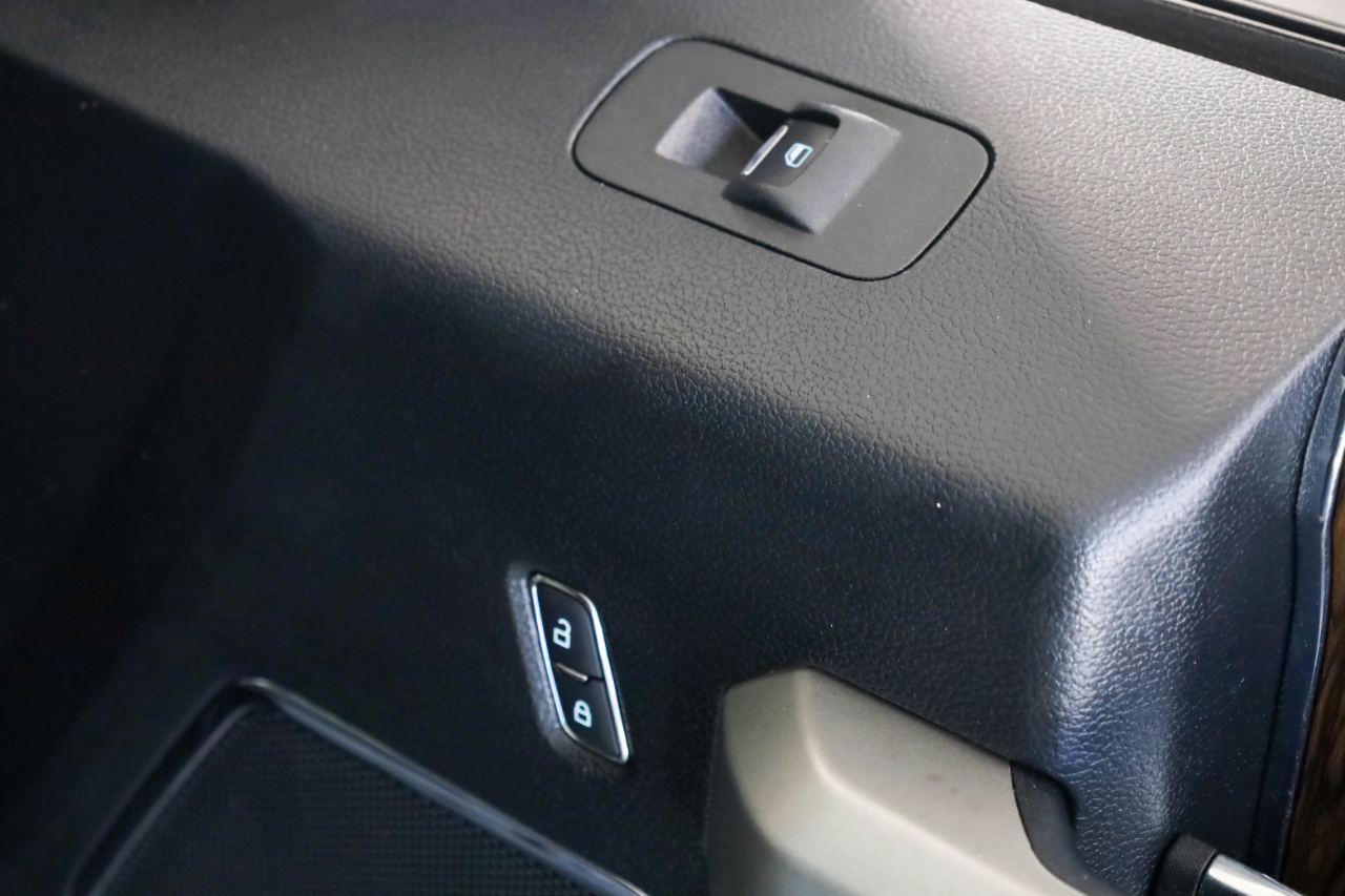 Ford F-150 SuperCrew 150" Lariat 4WD 2019