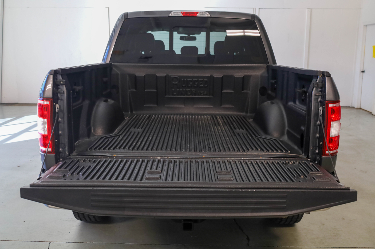 Ford F-150 SuperCrew 150" Lariat 4WD 2019