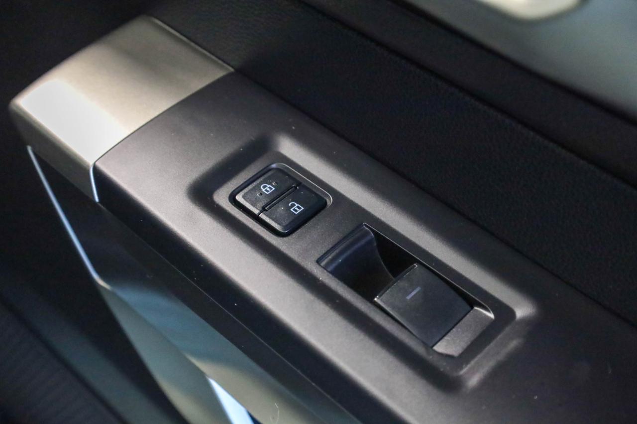 Toyota Tundra 4WD SR5 CrewMax 6.5' Bed (Natl) 2022