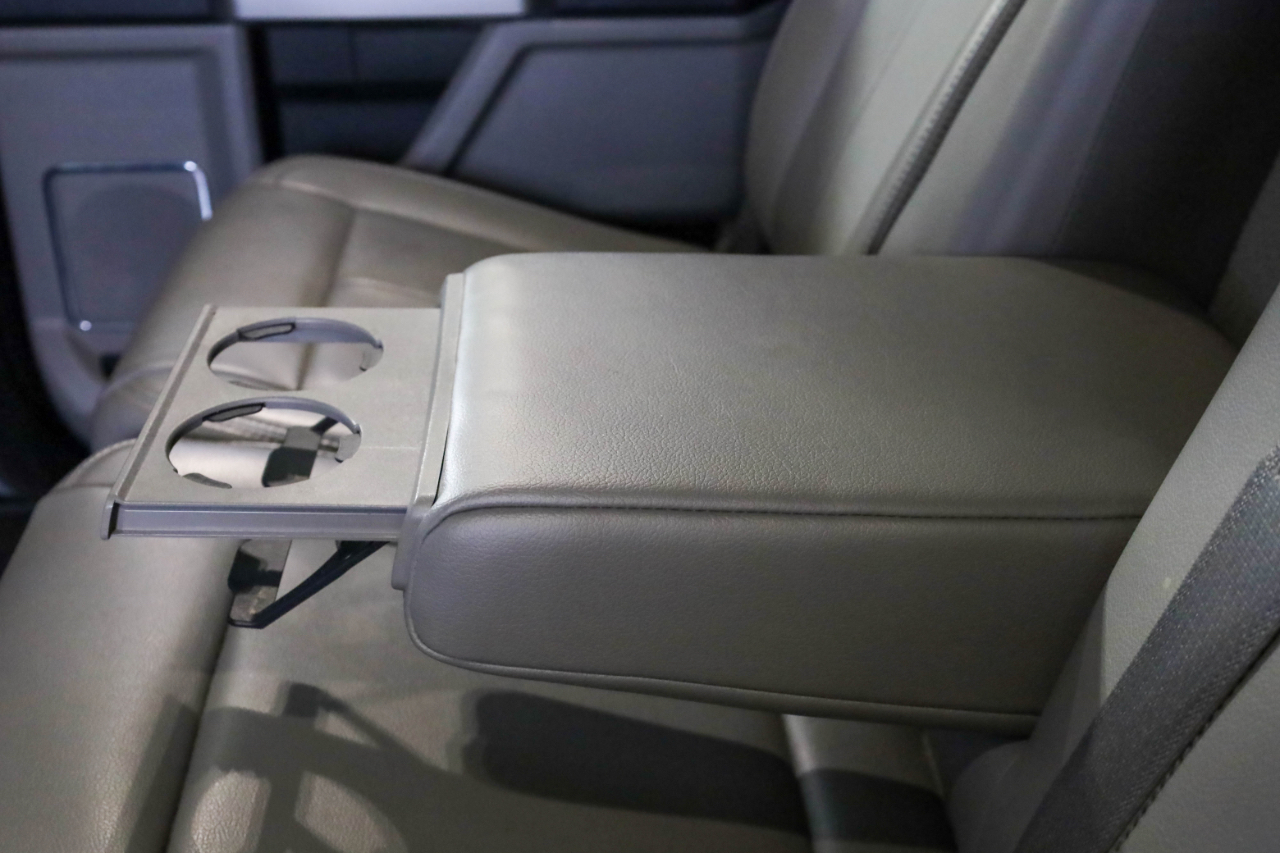 Ford F-150 4WD SuperCrew 145" Lariat 2019