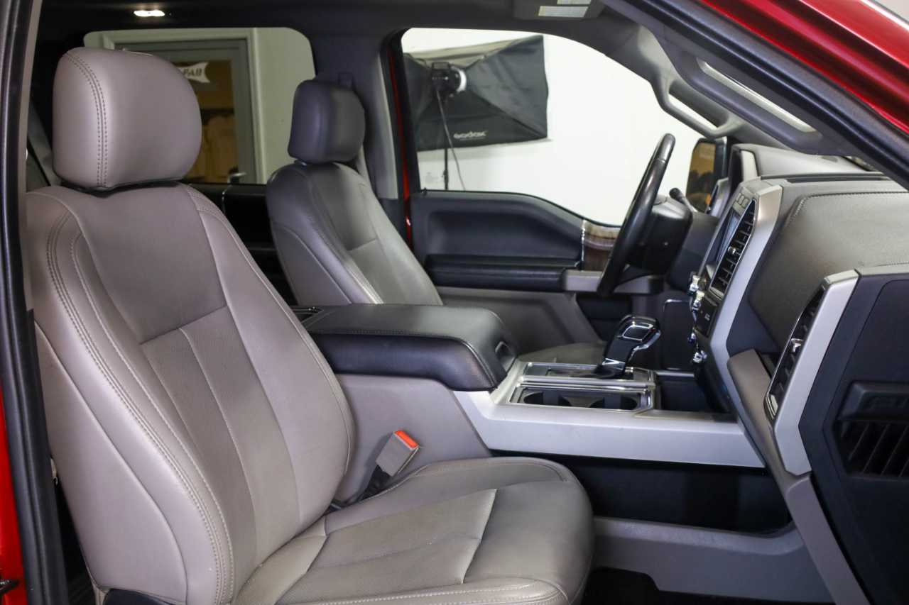 Ford F-150 4WD SuperCrew 145" Lariat 2019