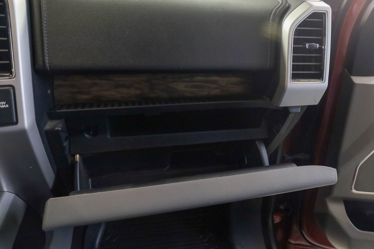 Ford F-150 4WD SuperCrew 145" Lariat 2019