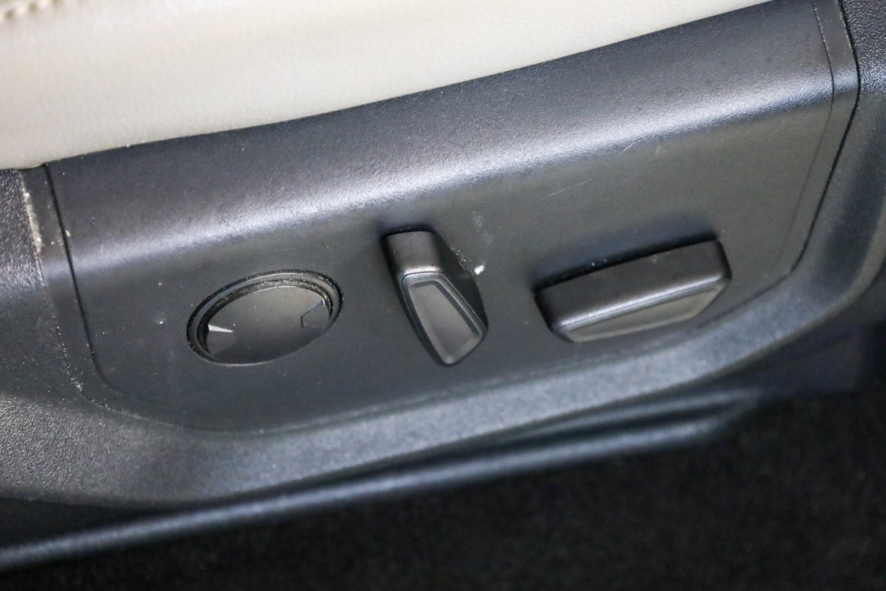 Ford F-150 4WD SuperCrew 145" Lariat 2019