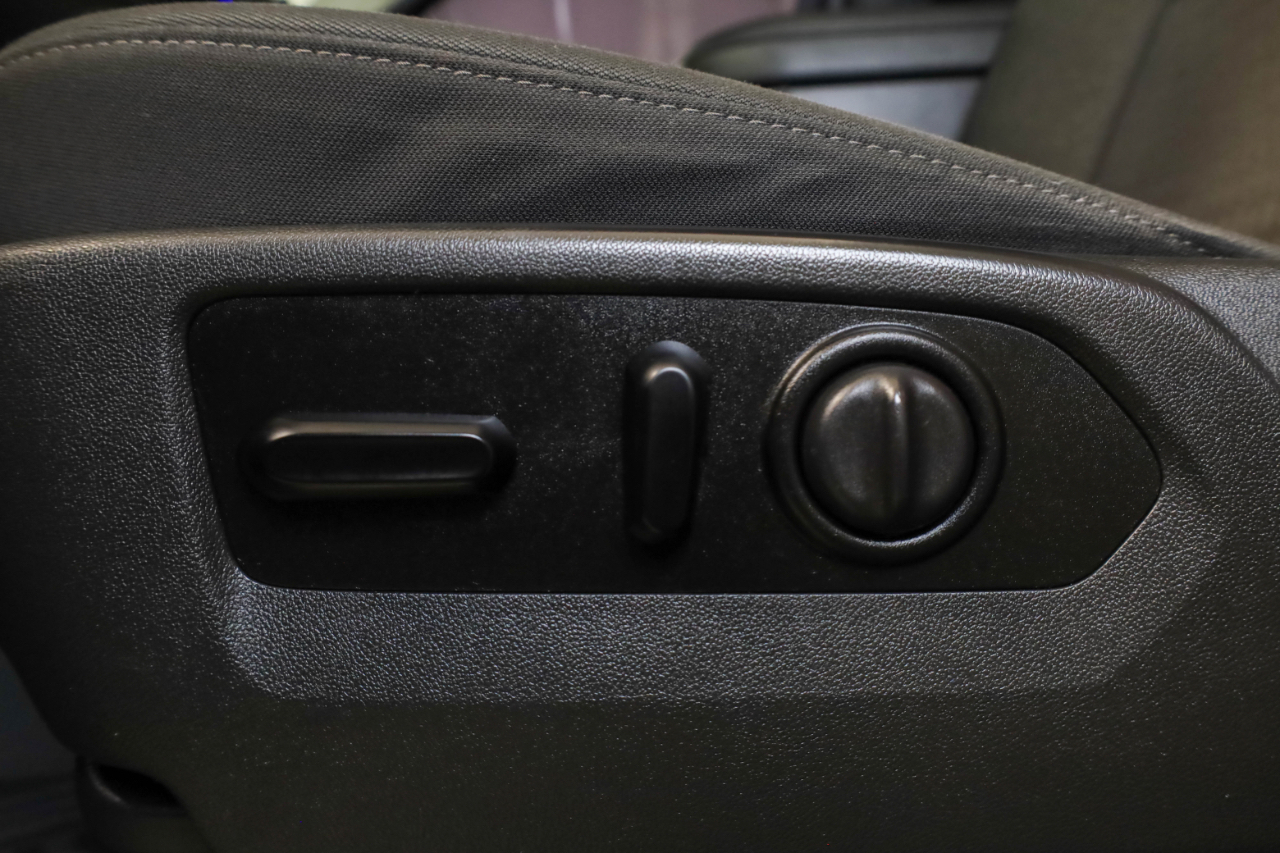 Chevrolet Silverado 1500 4WD Crew Cab 147" LT Trail Boss 2021