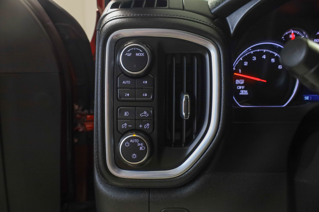 Chevrolet Silverado 1500 4WD Crew Cab 147" LT Trail Boss 2021