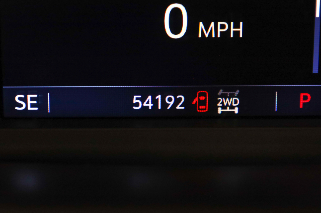 Chevrolet Silverado 1500 4WD Crew Cab 147" LT Trail Boss 2021