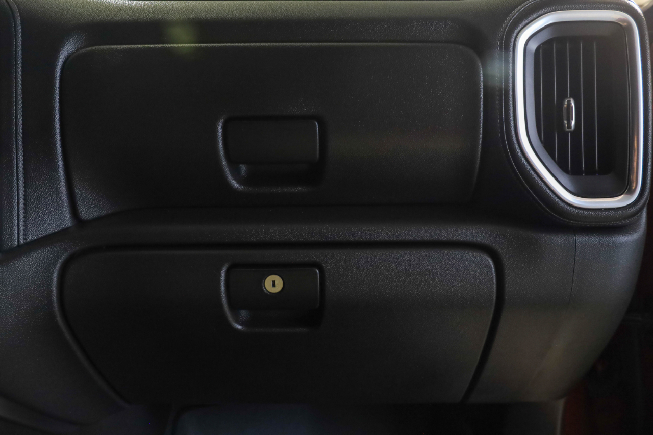 Chevrolet Silverado 1500 4WD Crew Cab 147" LT Trail Boss 2021