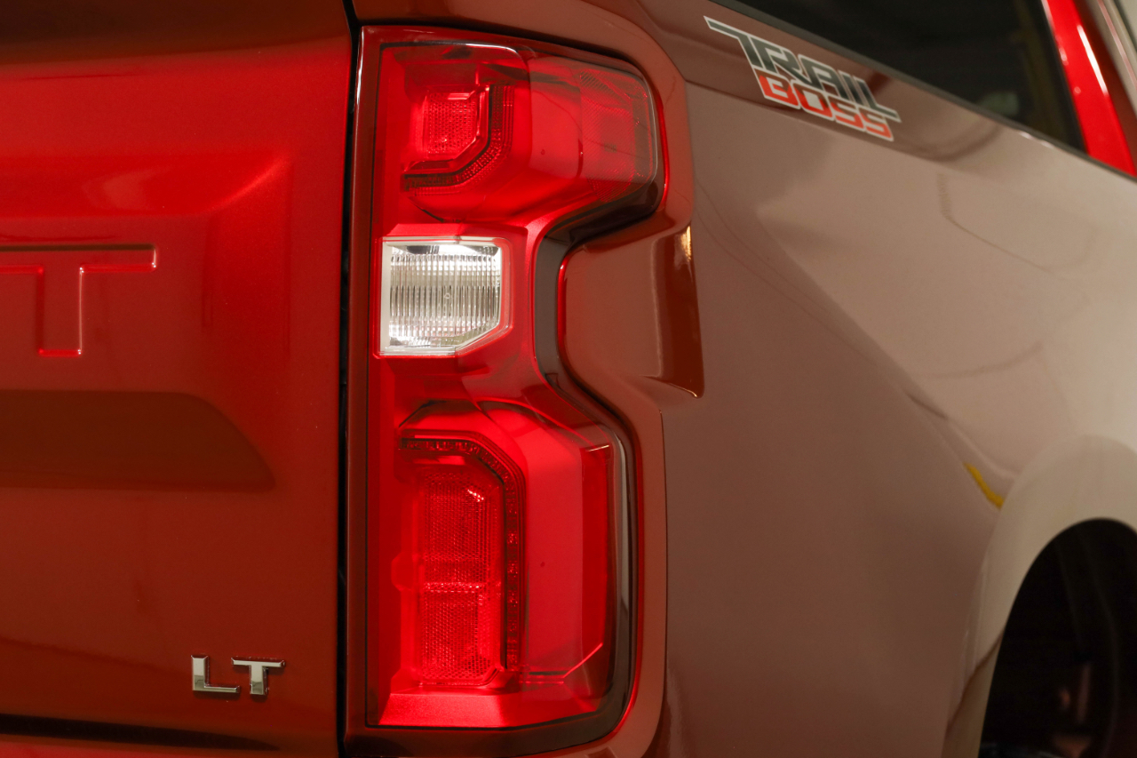 Chevrolet Silverado 1500 4WD Crew Cab 147" LT Trail Boss 2021