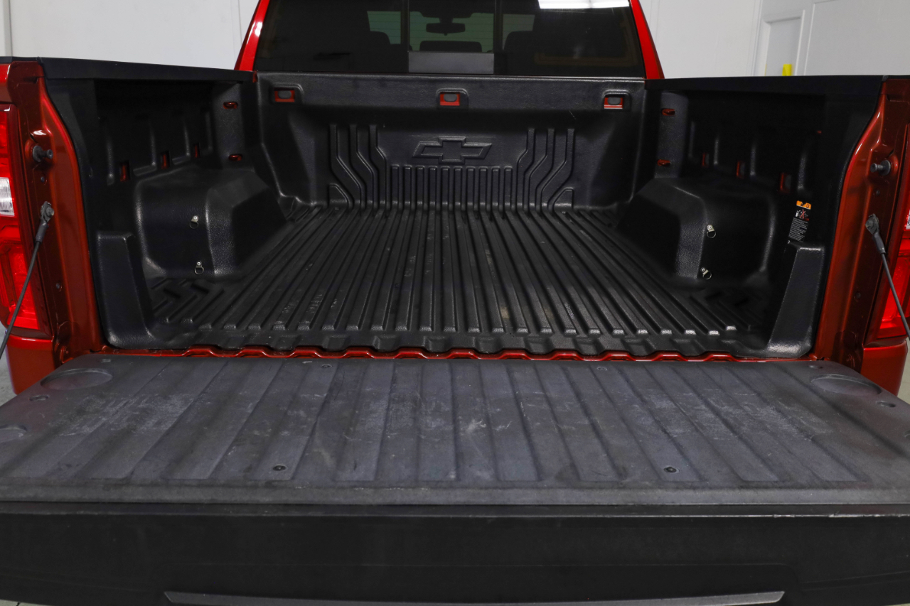 Chevrolet Silverado 1500 4WD Crew Cab 147" LT Trail Boss 2021