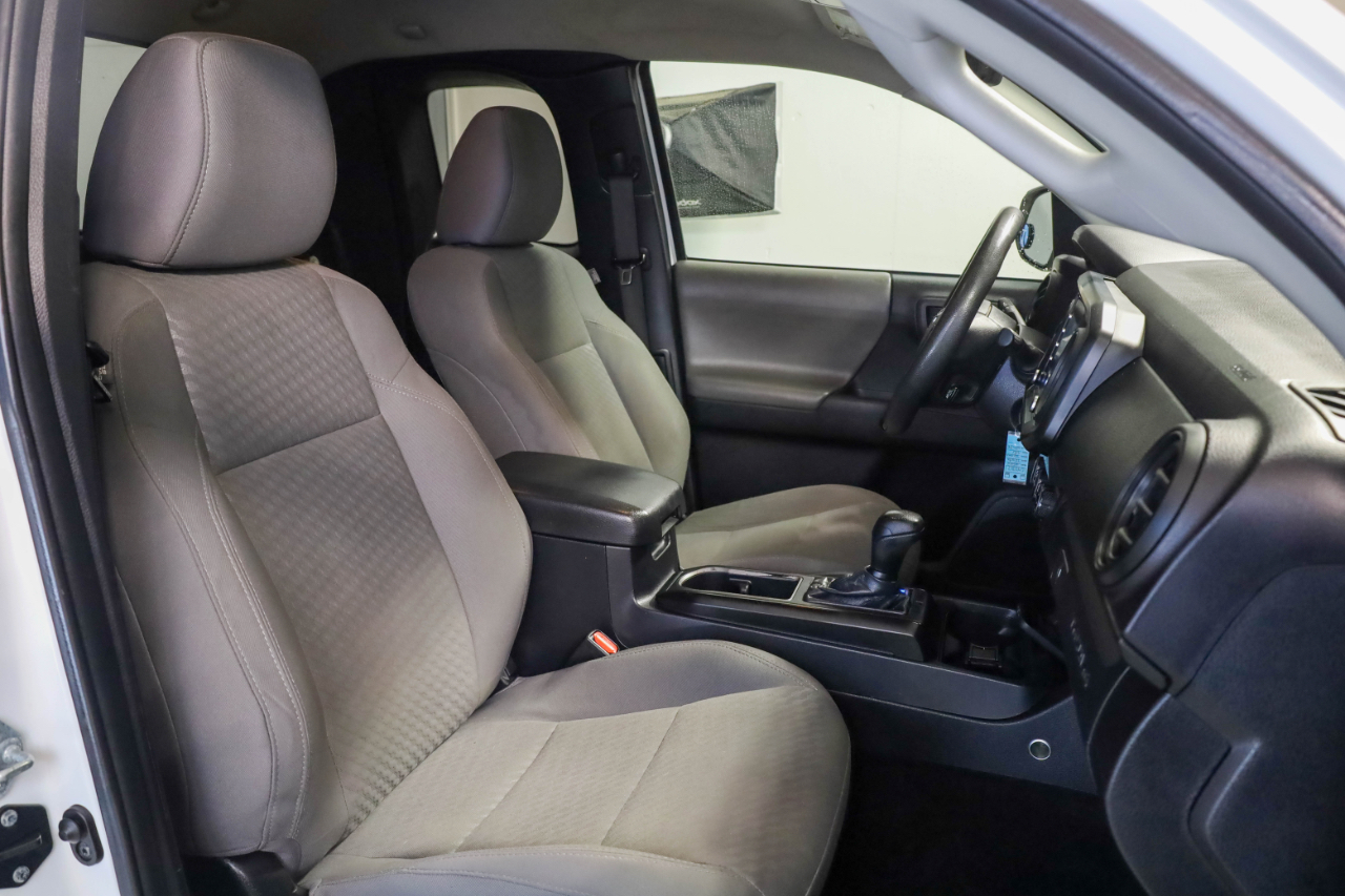 Toyota Tacoma 2WD SR Access Cab 6' Bed I4 AT (Natl) 2022