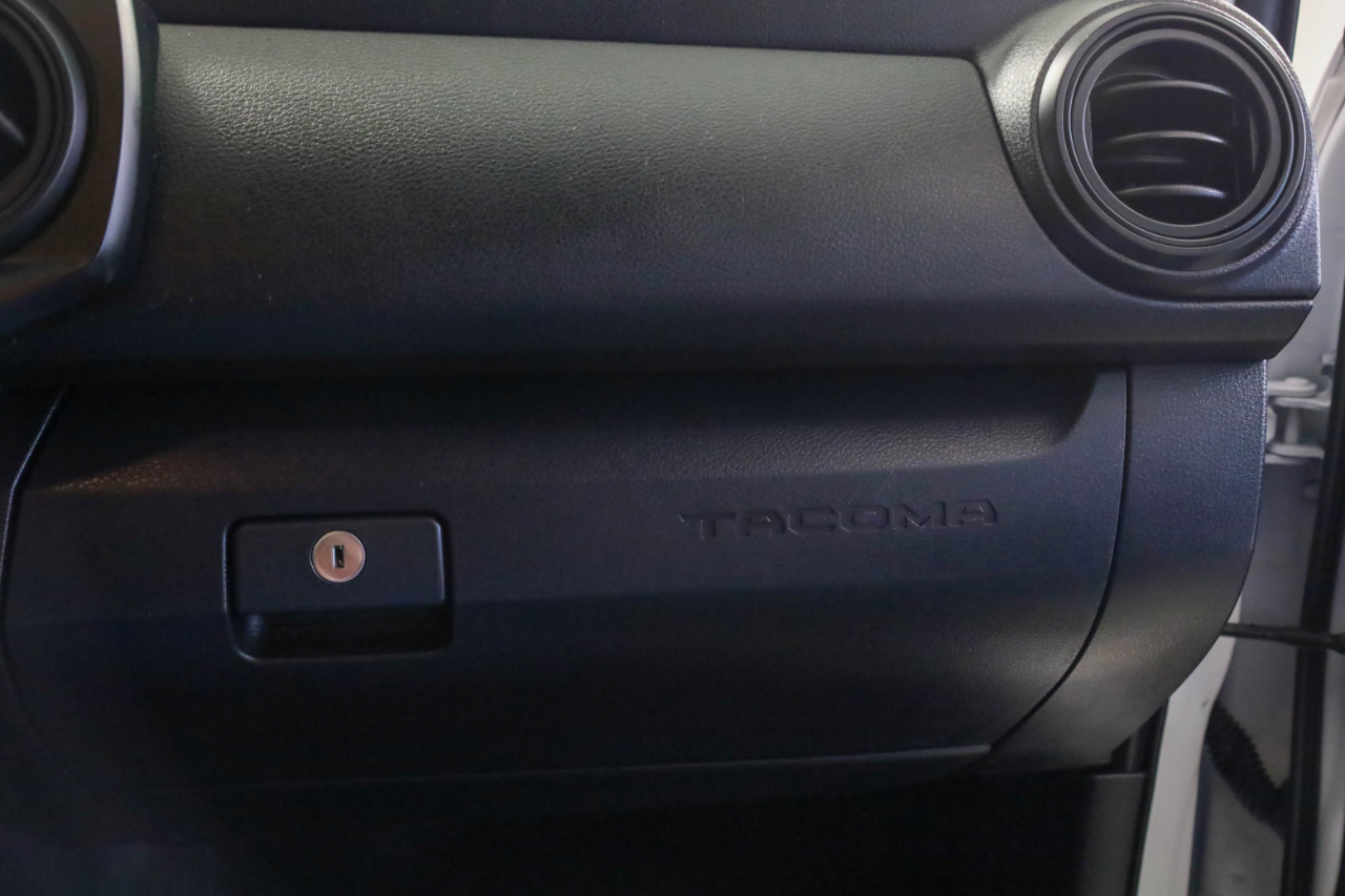 Toyota Tacoma 2WD SR Access Cab 6' Bed I4 AT (Natl) 2022