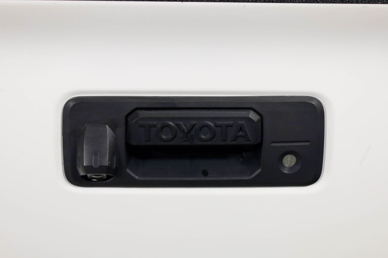 Toyota Tacoma 2WD SR Access Cab 6' Bed I4 AT (Natl) 2022