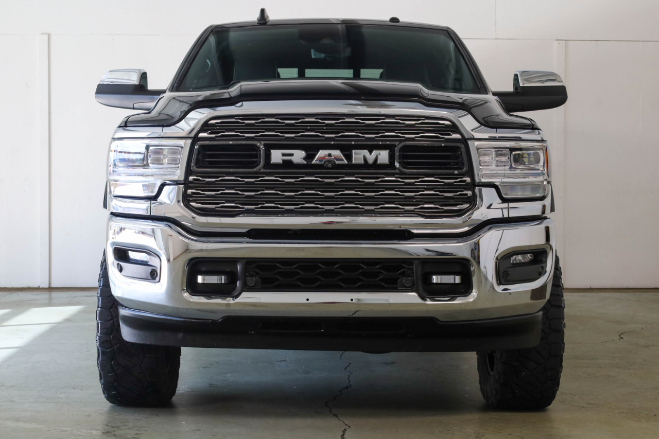 RAM 2500 Limited 4x4 Crew Cab 6'4" Box 2022