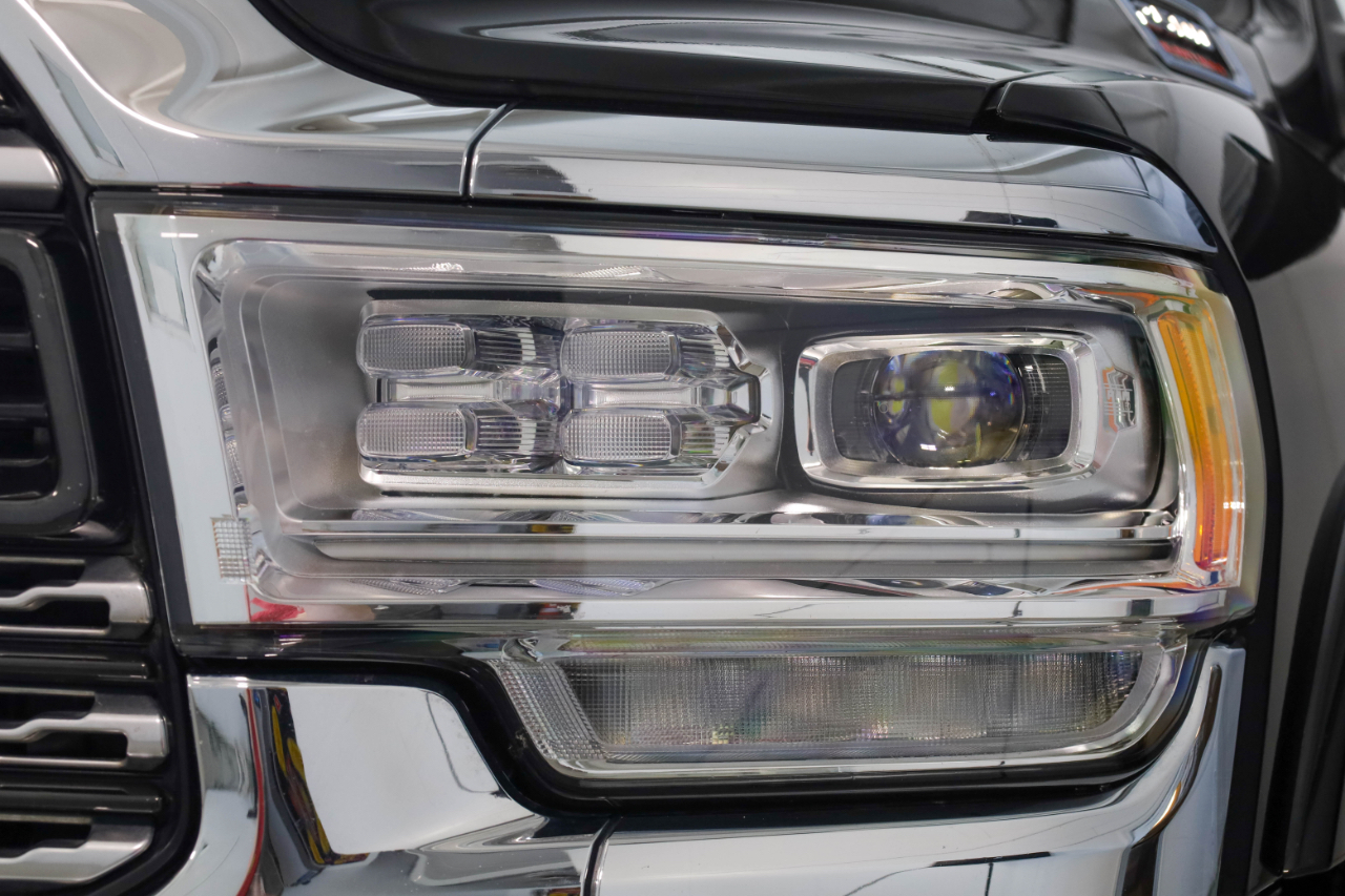 RAM 2500 Limited 4x4 Crew Cab 6'4" Box 2022