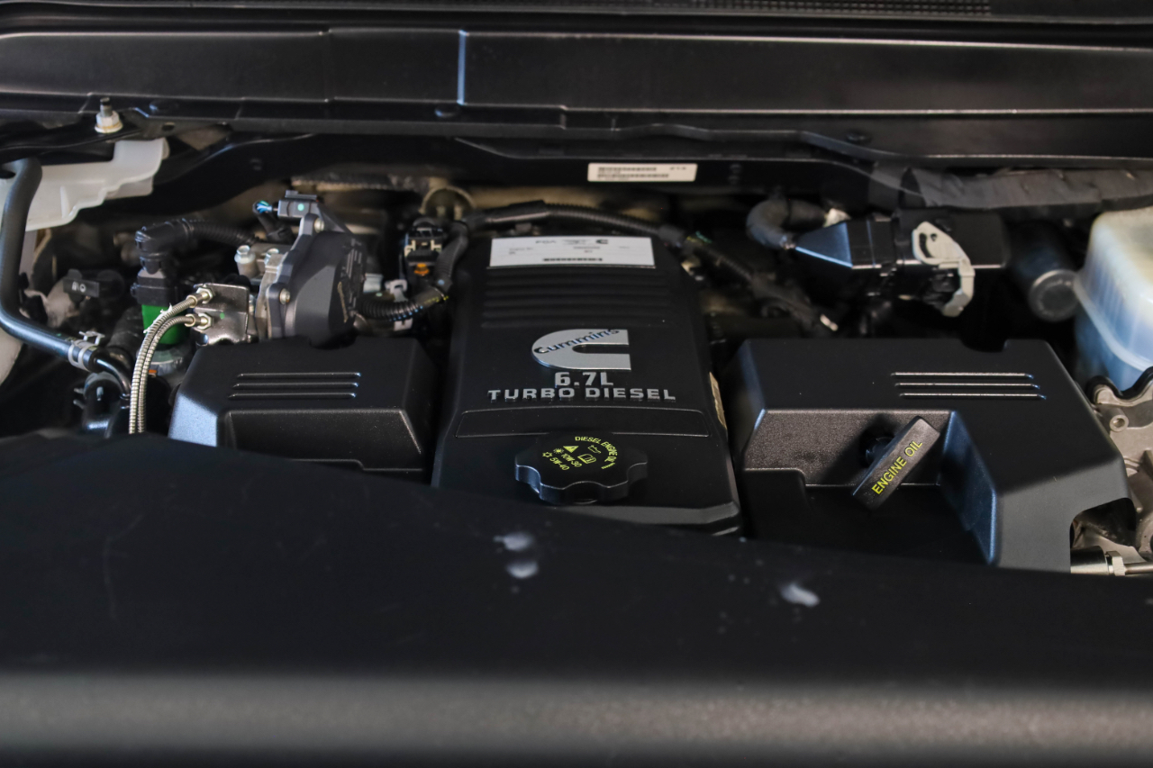 RAM 2500 Limited 4x4 Crew Cab 6'4" Box 2022