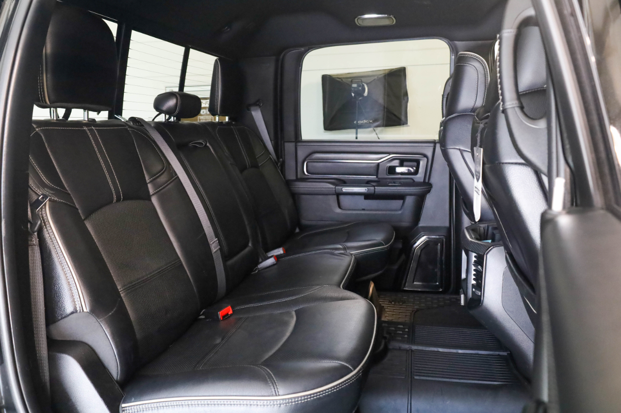 RAM 2500 Limited 4x4 Crew Cab 6'4" Box 2022