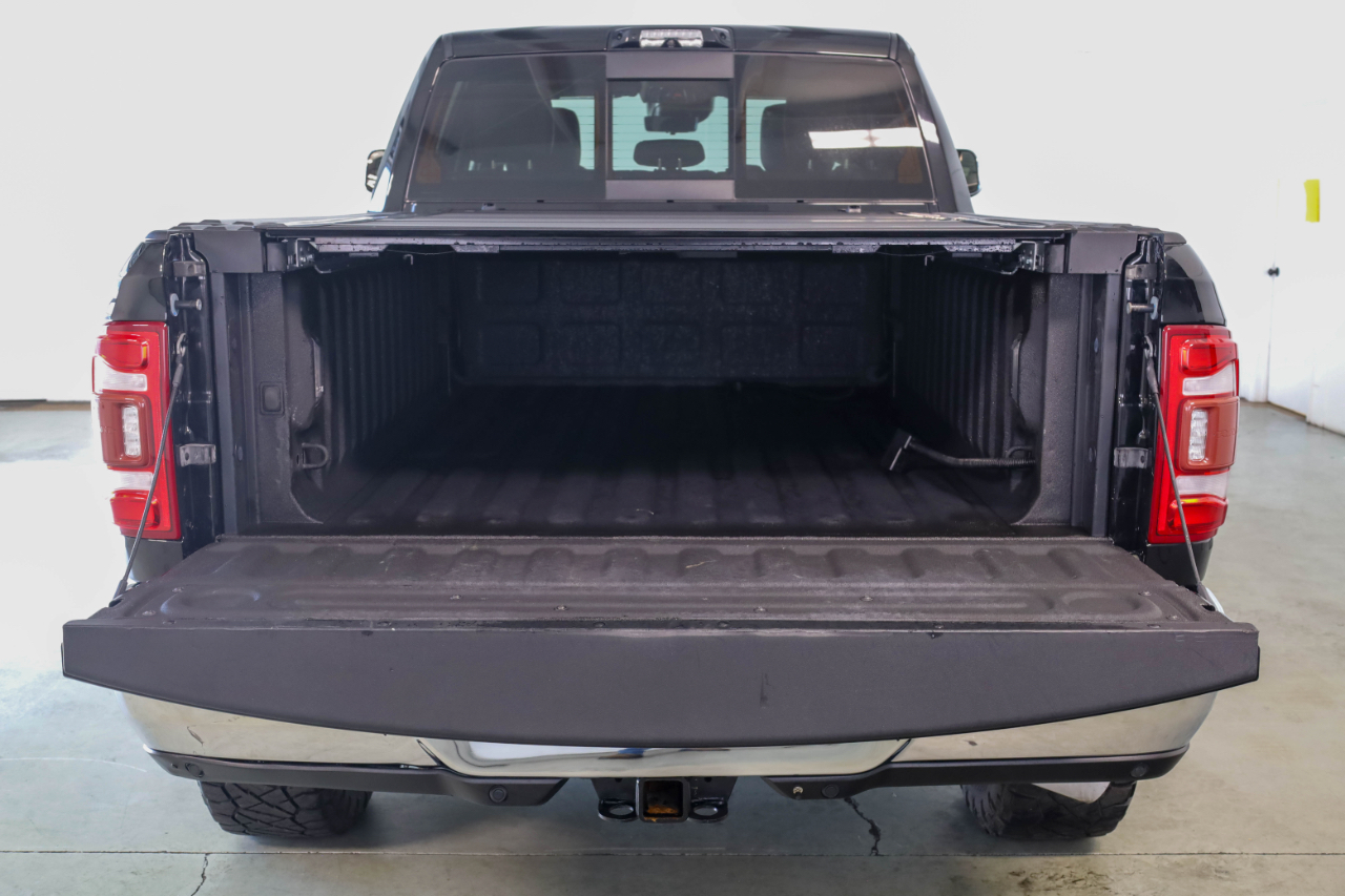 RAM 2500 Limited 4x4 Crew Cab 6'4" Box 2022