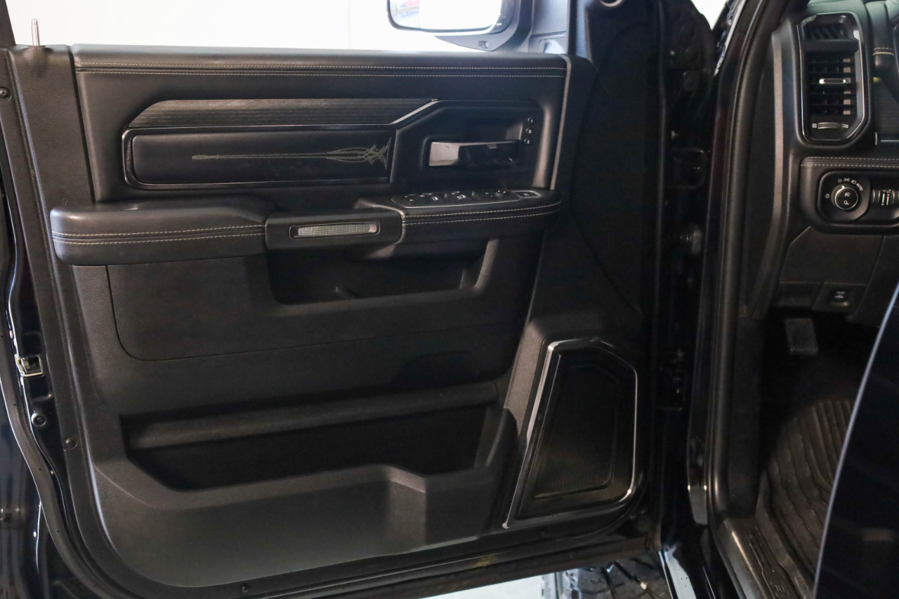 RAM 2500 Limited 4x4 Crew Cab 6'4" Box 2022