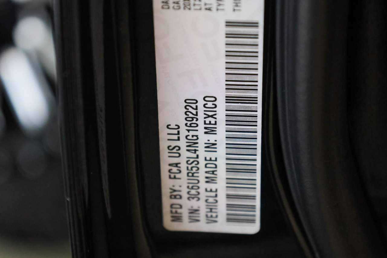 RAM 2500 Limited 4x4 Crew Cab 6'4" Box 2022