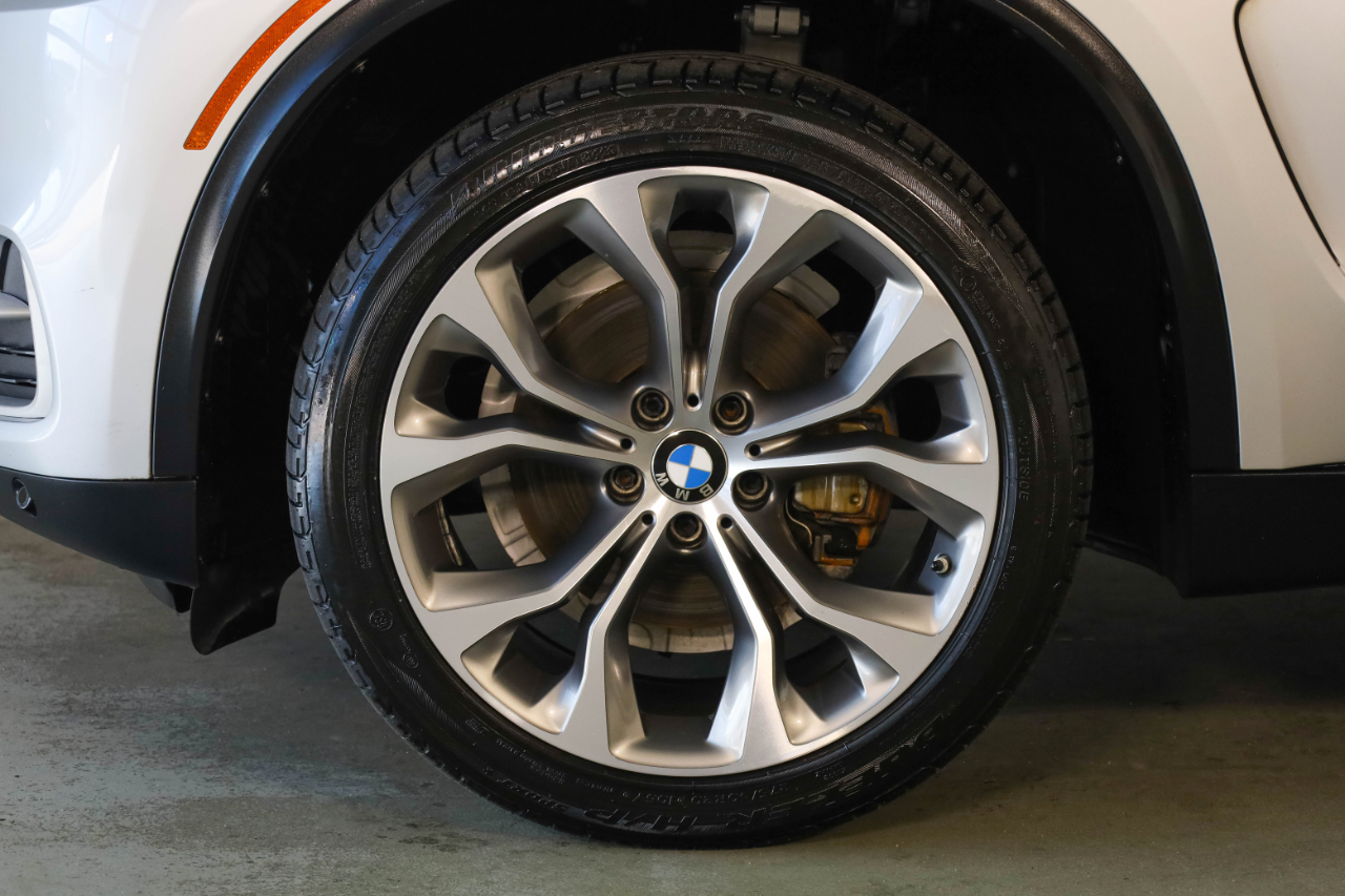 BMW X5 xDrive35i Sports Activity Vehicle 2017