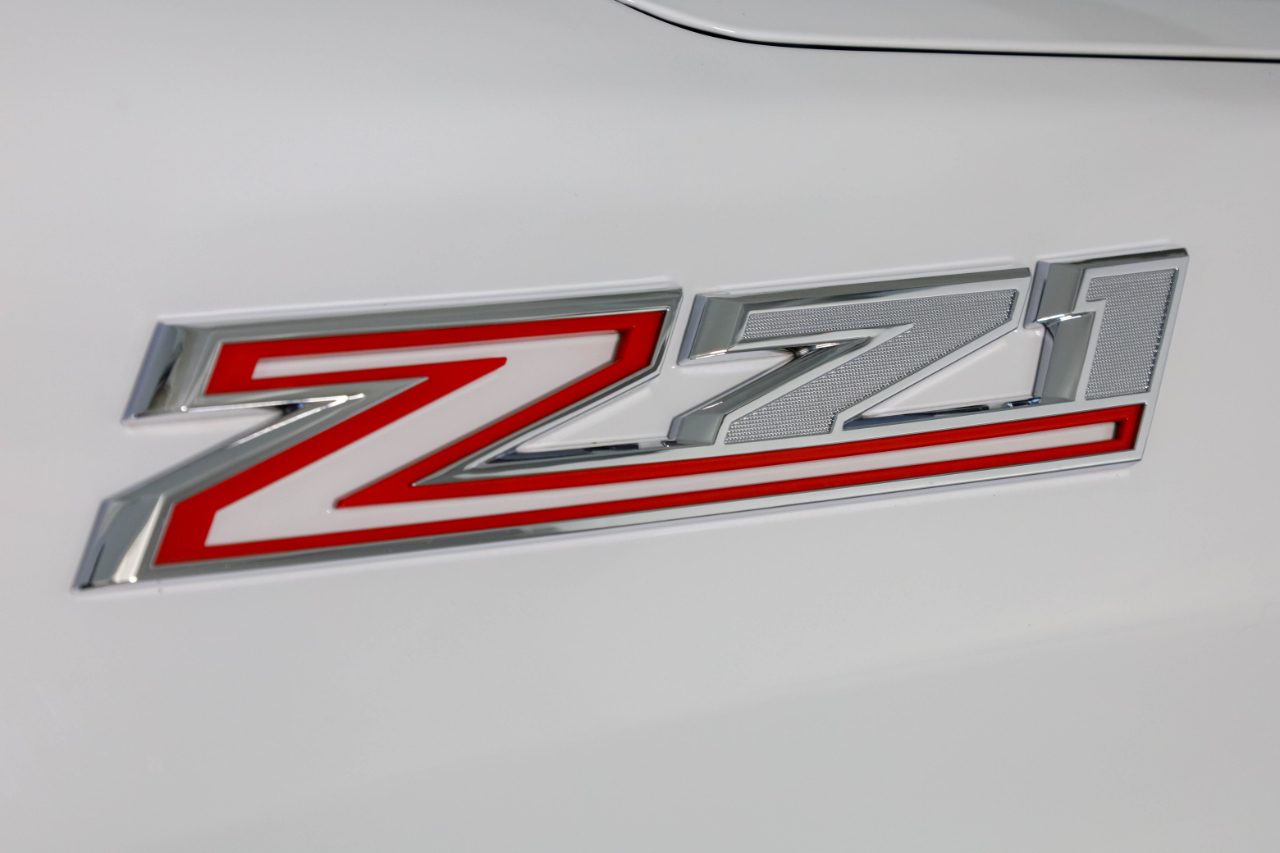 Chevrolet Silverado 1500 4WD Crew Cab 147" RST 2022