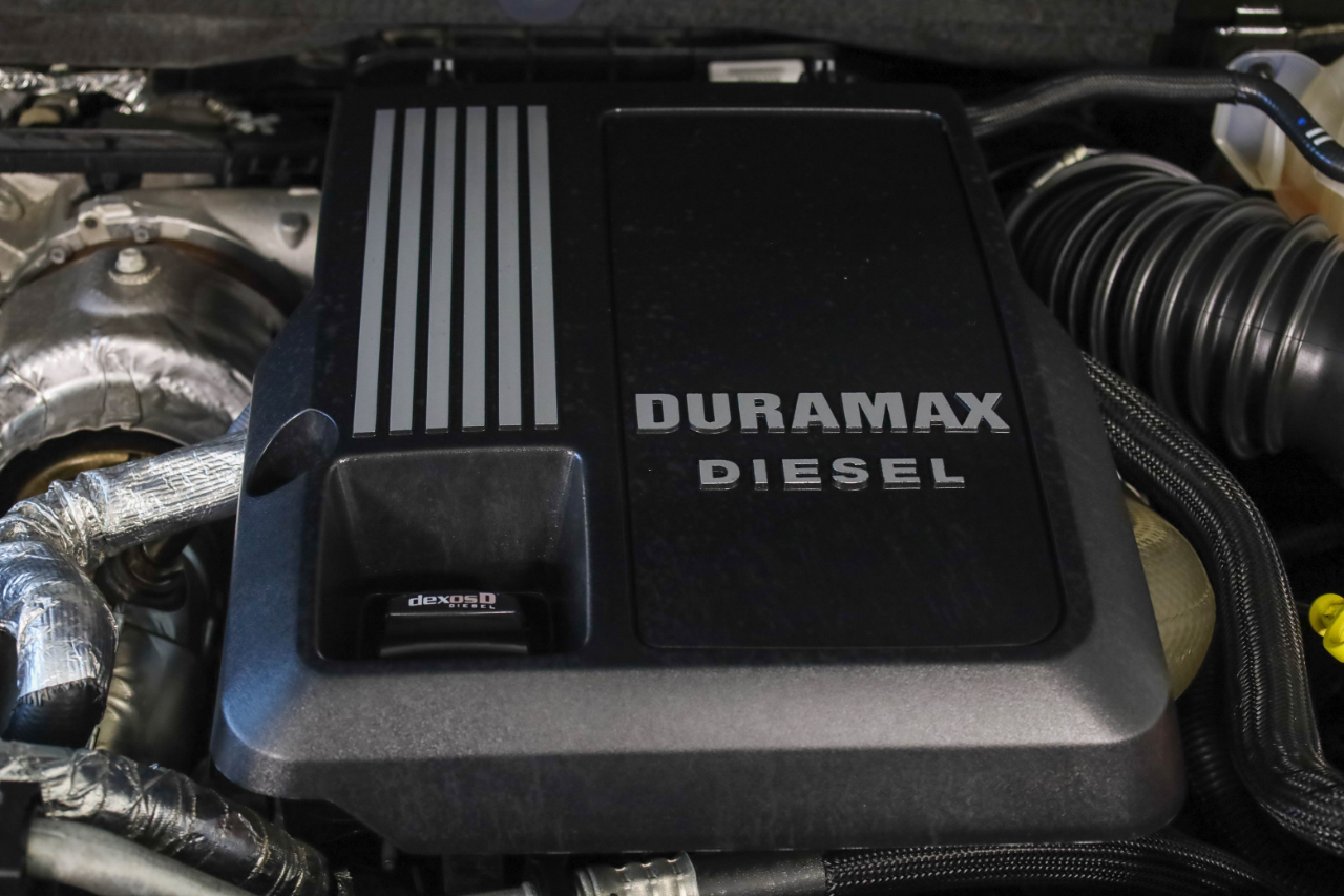 Chevrolet Silverado 1500 4WD Crew Cab 147" RST 2022