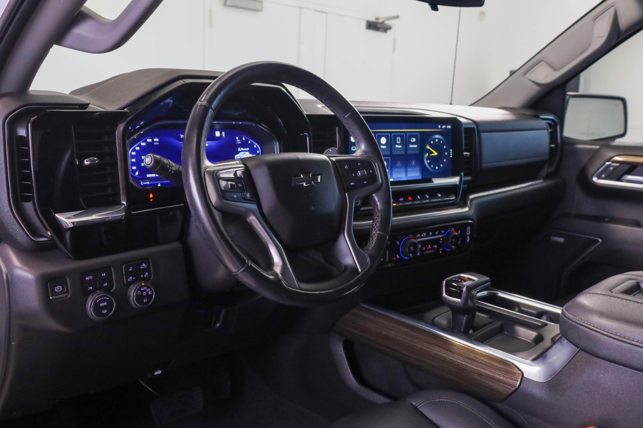 Chevrolet Silverado 1500 4WD Crew Cab 147" RST 2022