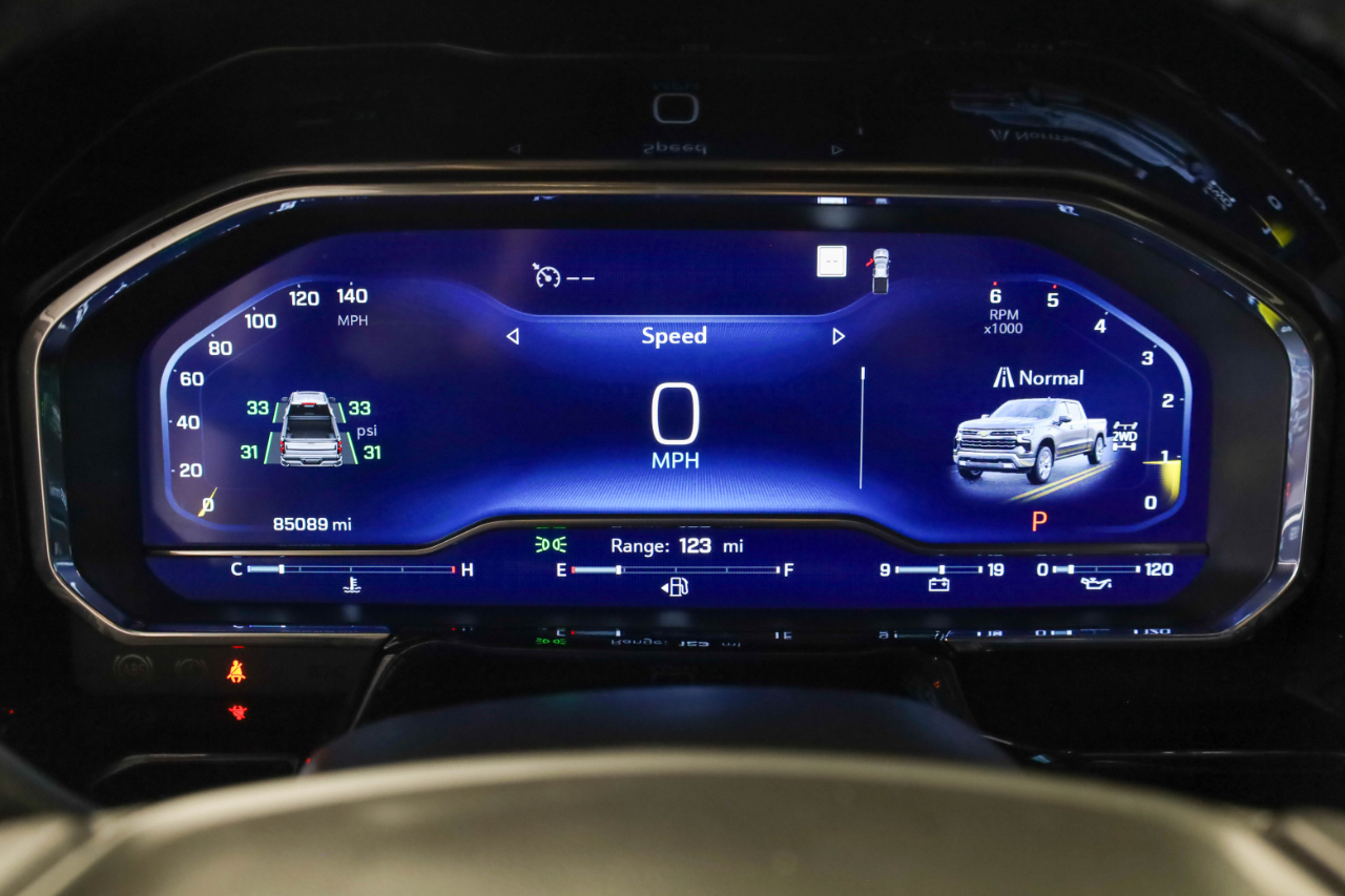 Chevrolet Silverado 1500 4WD Crew Cab 147" RST 2022