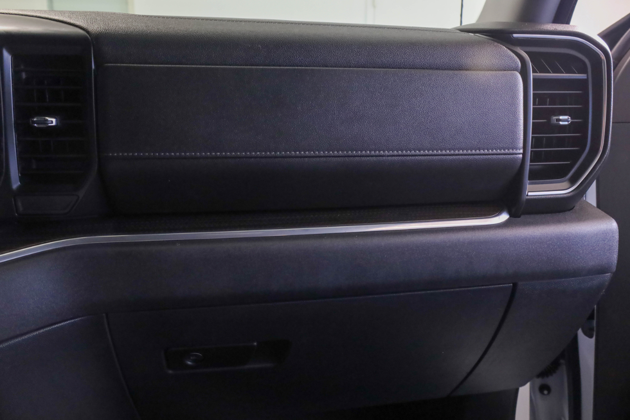 Chevrolet Silverado 1500 4WD Crew Cab 147" RST 2022