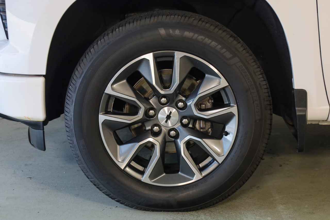 Chevrolet Silverado 1500 4WD Crew Cab 147" RST 2022