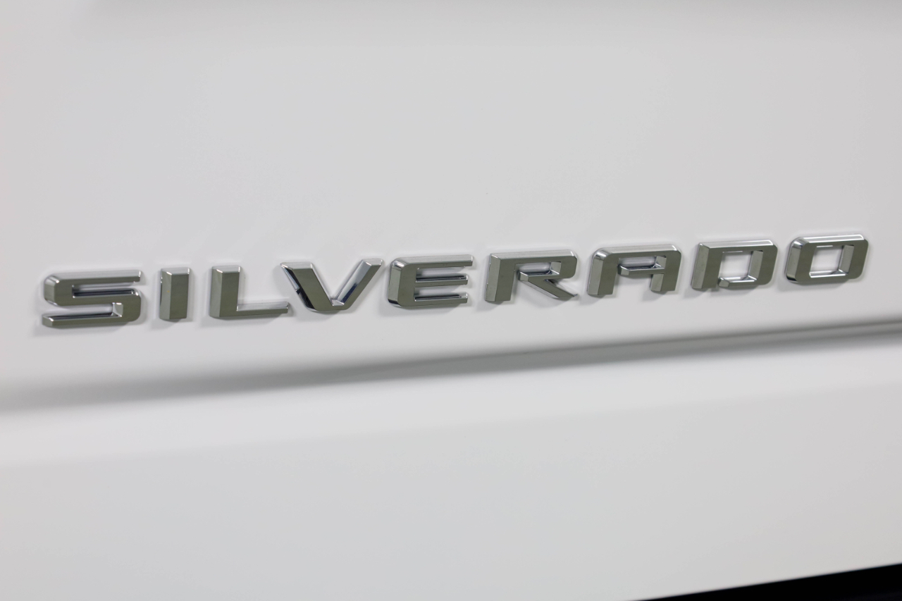 Chevrolet Silverado 1500 4WD Crew Cab 147" RST 2022