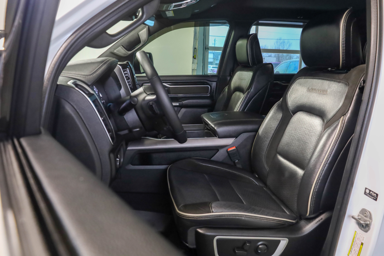 RAM 1500 Laramie 4x4 Crew Cab 5'7" Box 2022